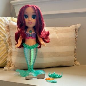 Disney Arial Mermaid Doll Singing and Light up